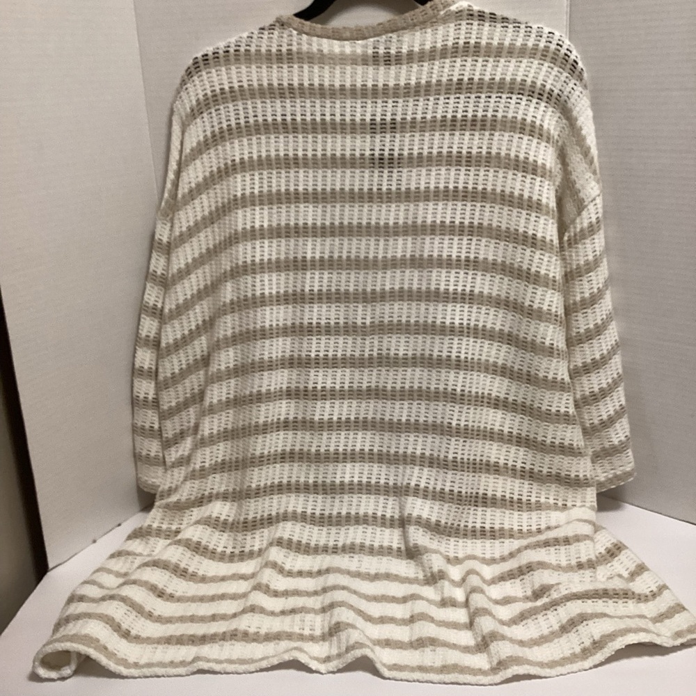 Torrid Cream and Tan Open Knit Cardigan NWT - Picture 4 of 10